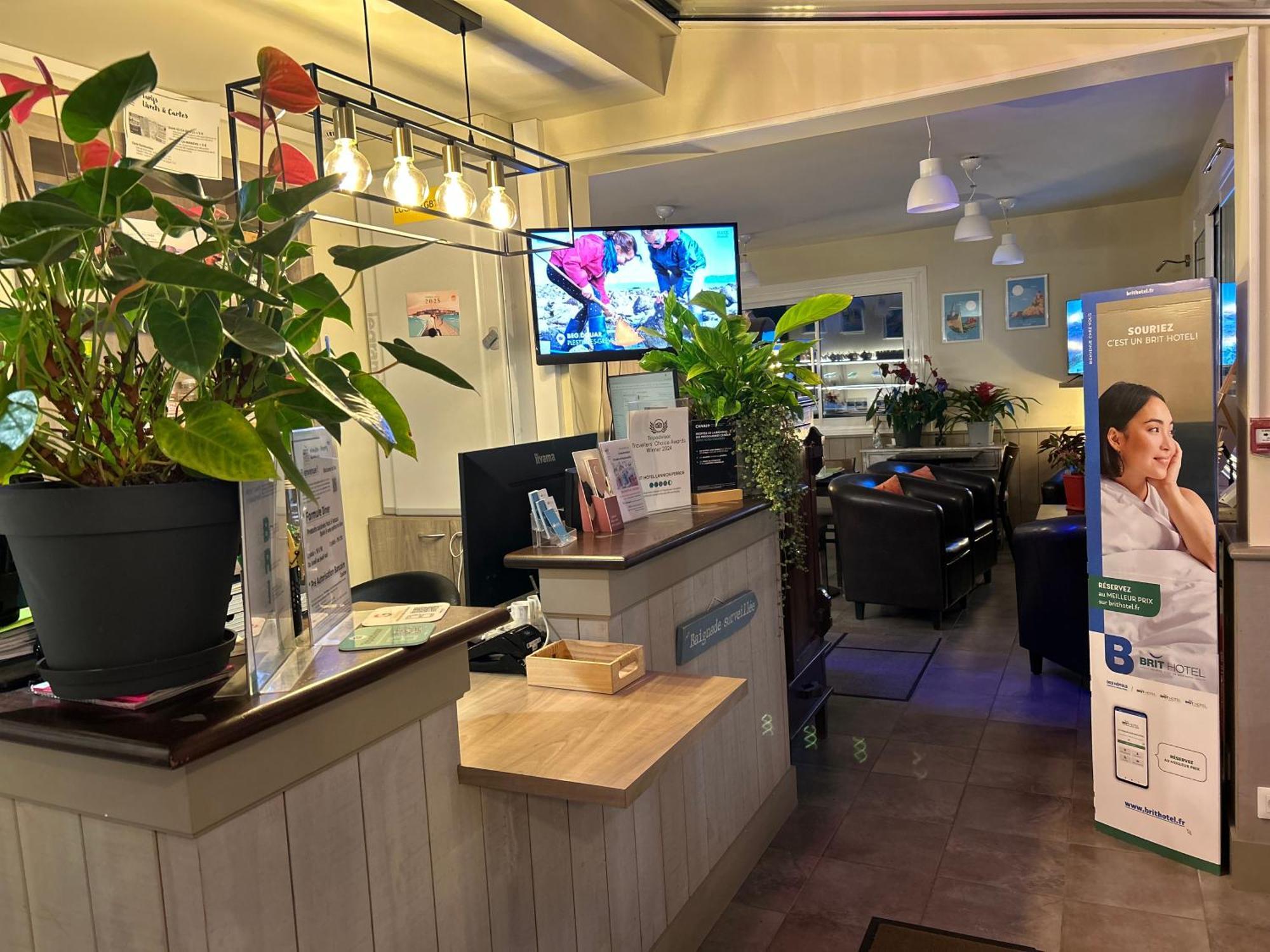 Brit Hotel Lannion-Perros Guirec Zewnętrze zdjęcie